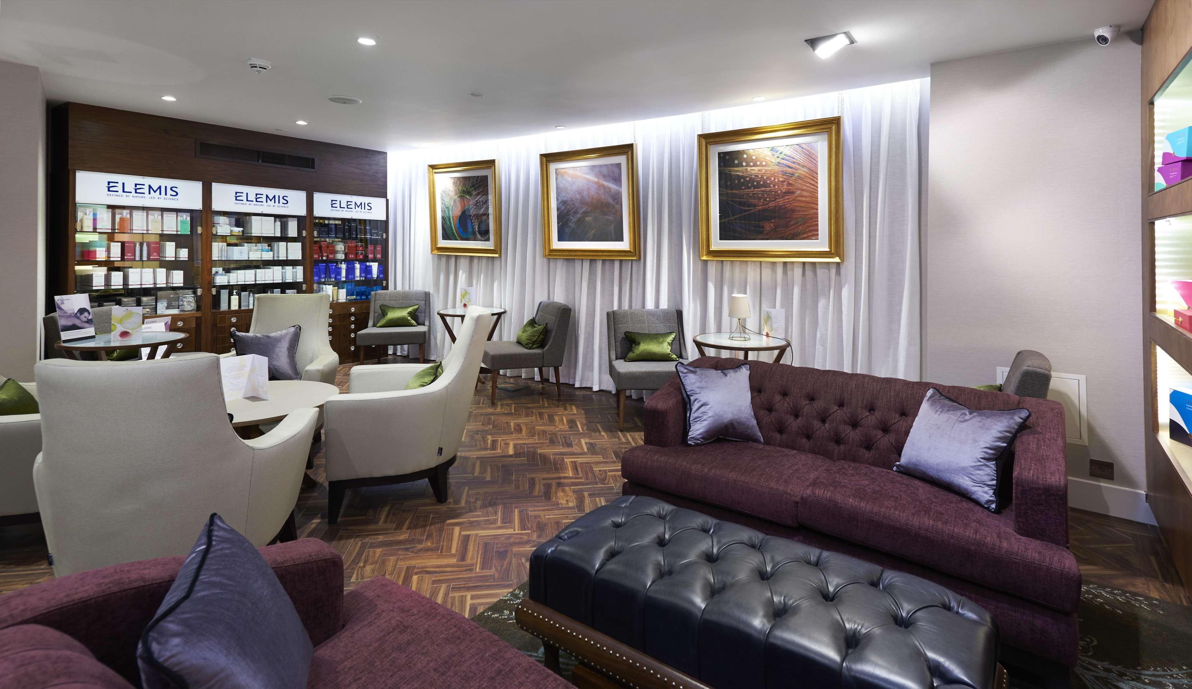 Hotel Doubletree By Hilton &