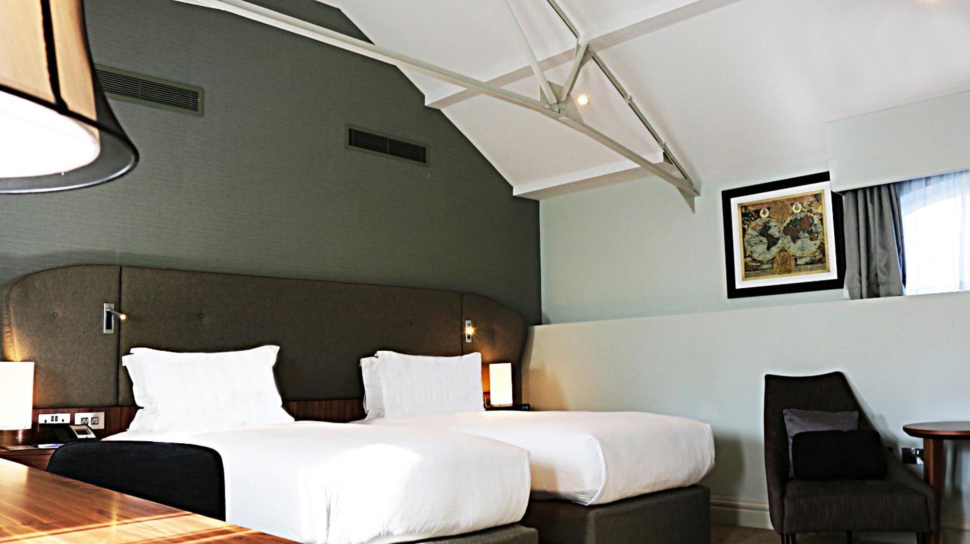 Doubletree By Hilton & Liverpool