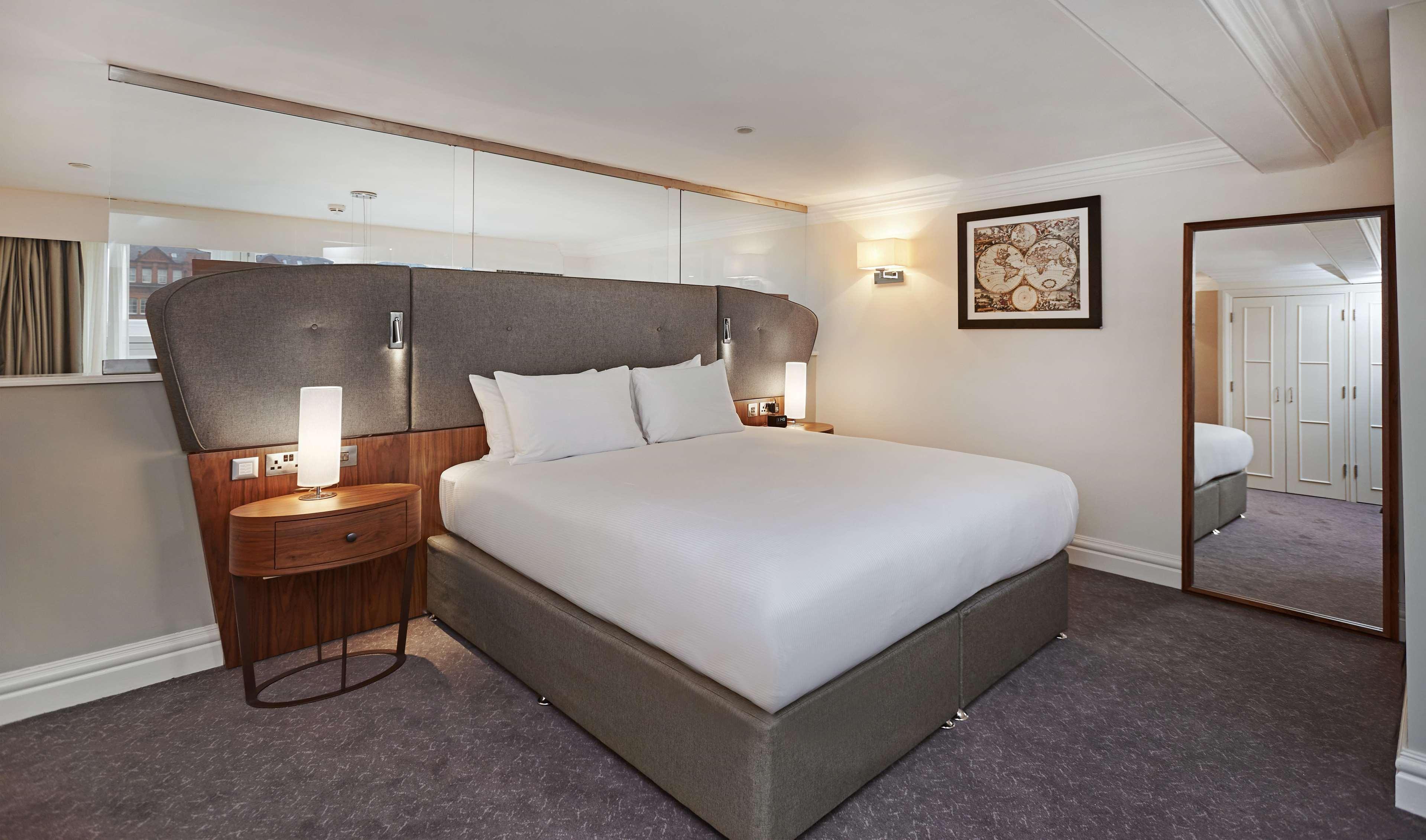 Отель Doubletree By Hilton & 4*
