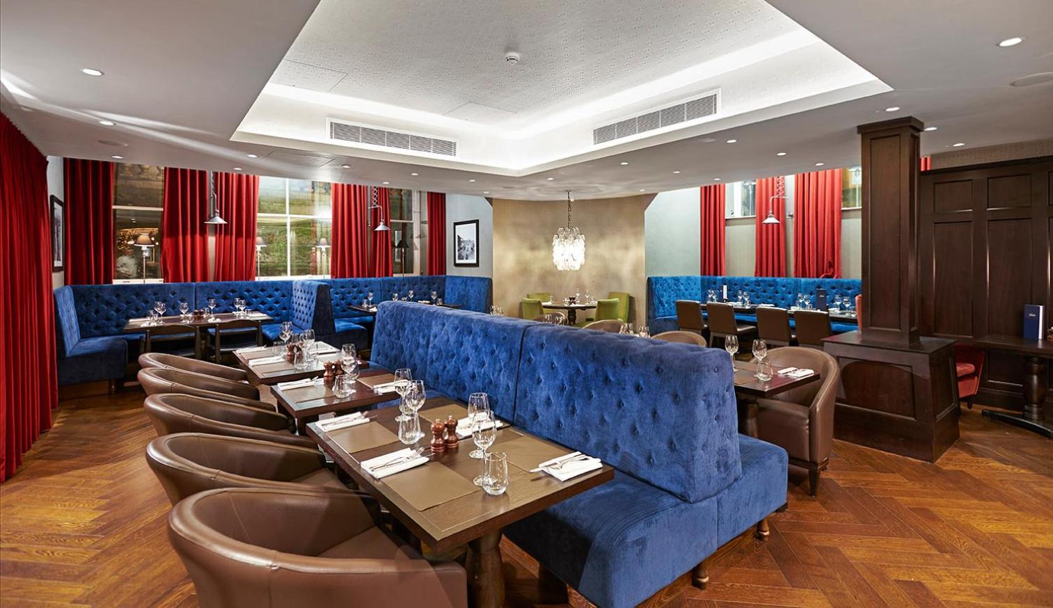 Doubletree By Hilton & Отель