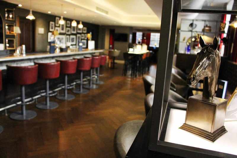 Doubletree By Hilton & Отель